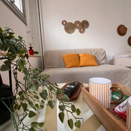 Hypercentre - 4 Pers - Parking Prive Apartment Bethune