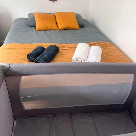 Hypercentre - 4 Pers - Parking Prive Lägenhet