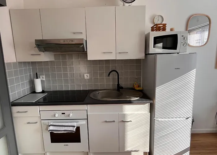 Hypercentre - 4 Pers - Parking Prive * 贝休恩